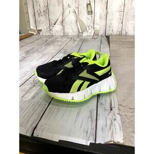 Reebok Kids Black and Neon Green Sneaker Shoes Size 6